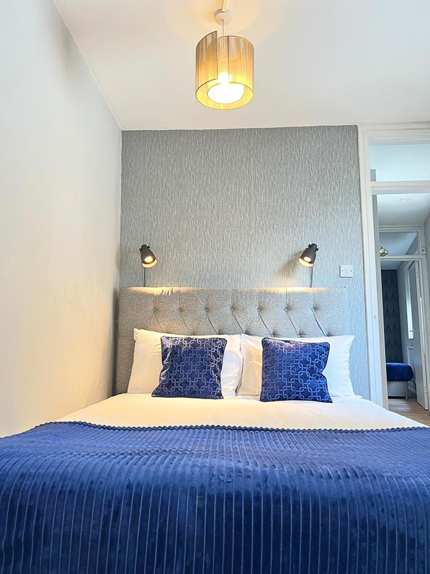 Kensington 2 Bedroom House-big Living Area And Kitchen-harrods-national History Museum-hyde Park-near 2 Underground Lines Hébergement de vacances Londres