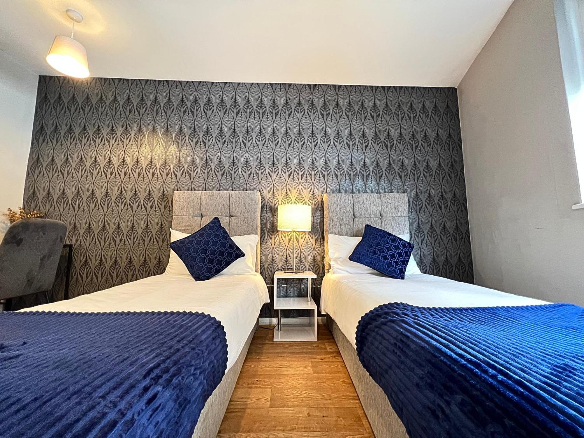 Kensington 2 Bedroom House-big Living Area And Kitchen-harrods-national History Museum-hyde Park-near 2 Underground Lines Hébergement de vacances Londres