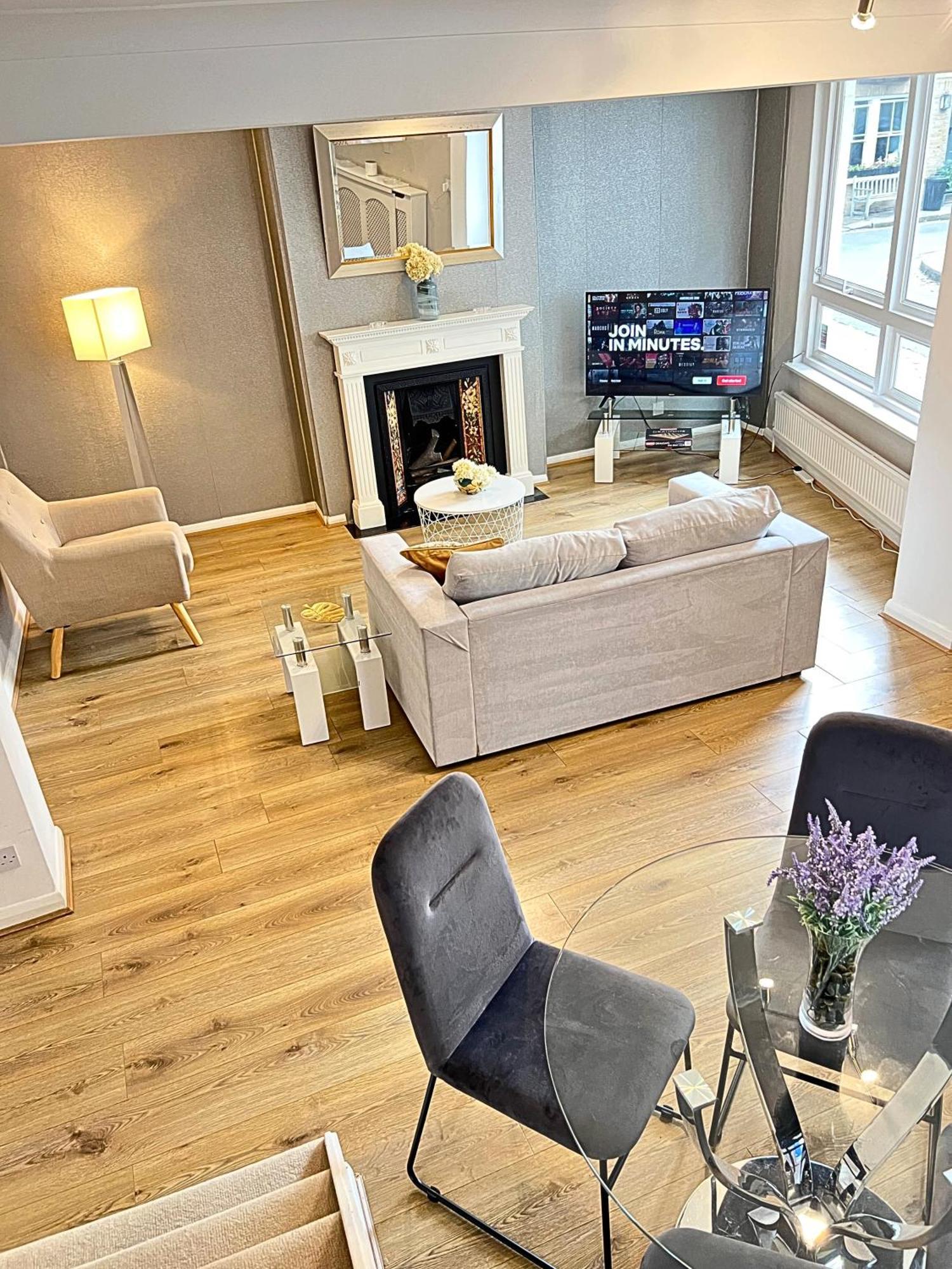 Kensington 2 Bedroom House-big Living Area And Kitchen-harrods-national History Museum-hyde Park-near 2 Underground Lines Hébergement de vacances